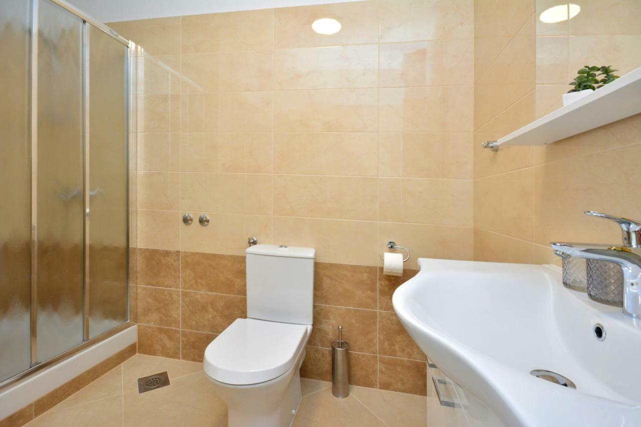 Villa Authentica With Heated Pool Grebaštica Kültér fotó